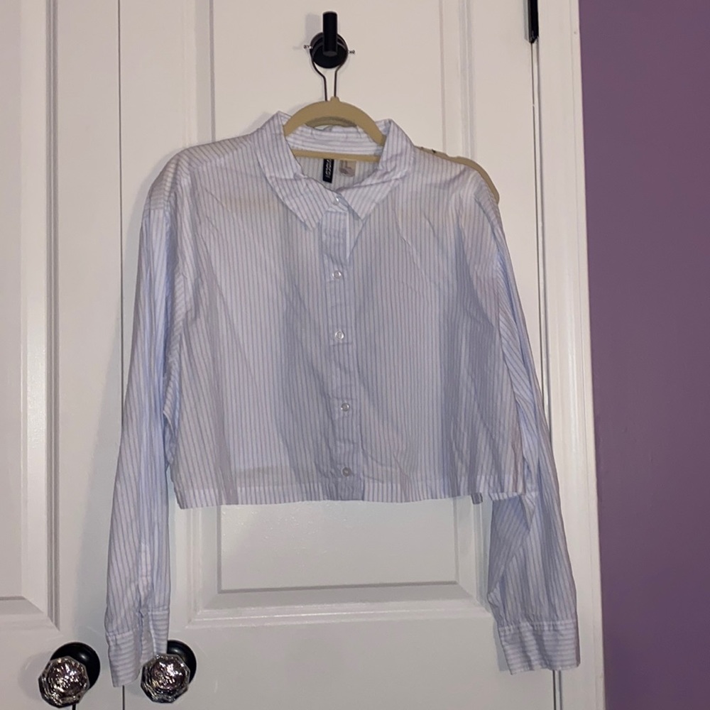 Cropped button up